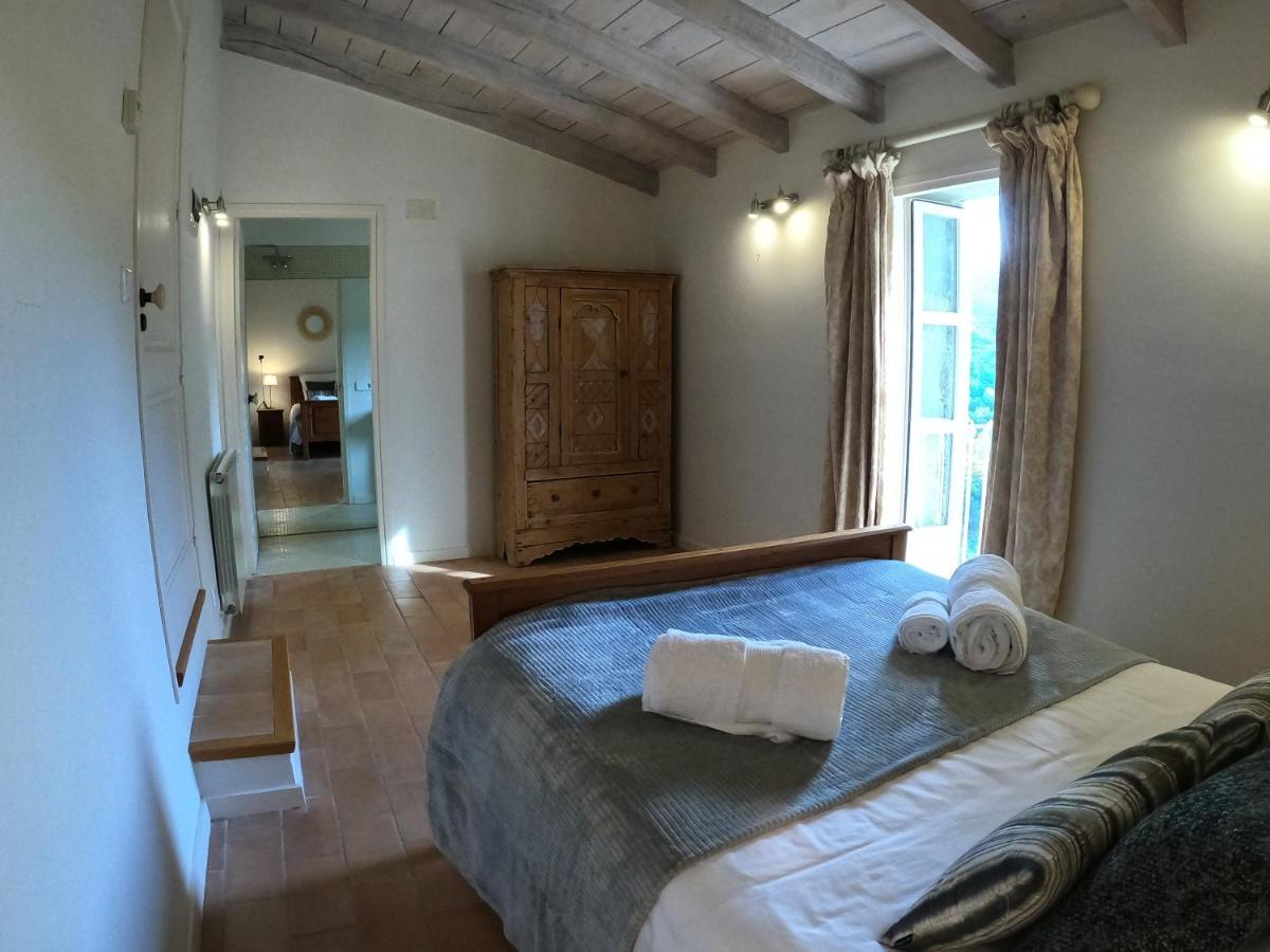 B&B Can Jan Sant Ferriol Buitenkant foto